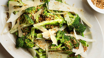 Butter-Steamed Broccoli With Peppery Bread Crumbs